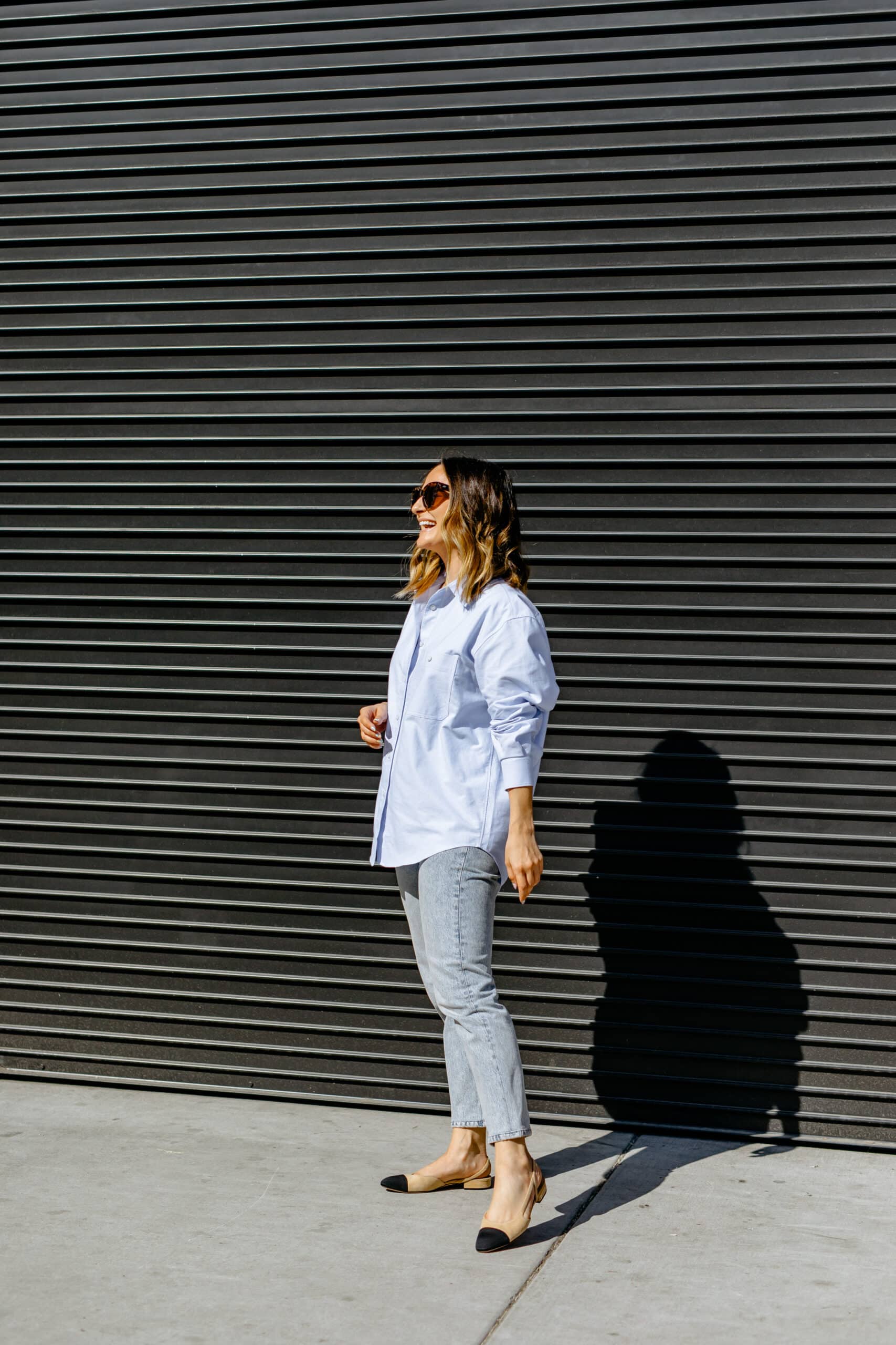 Blue Button Down Shirt with slim jeans How to Wear a Blue Button Down Shirt with slim jeans