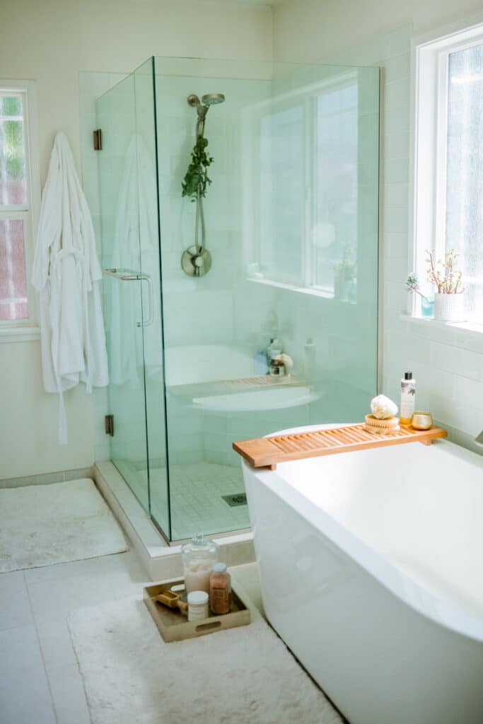 How to Make Your Bathroom Feel Like a Spa