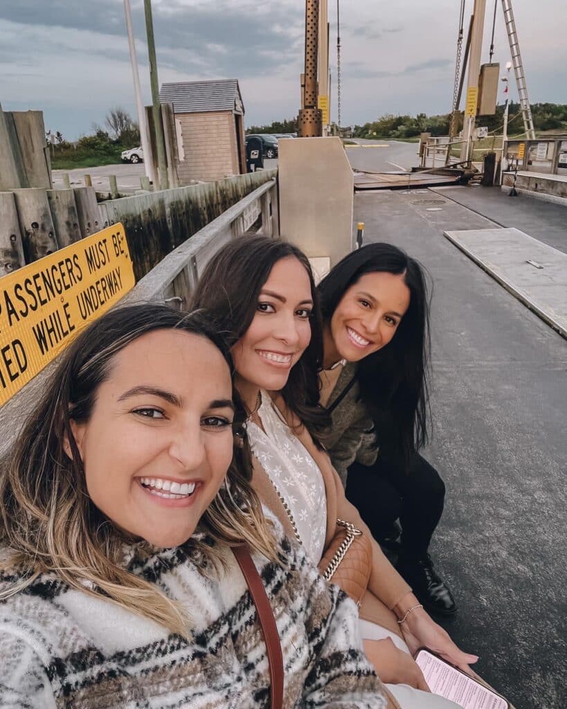 Friends group selfie