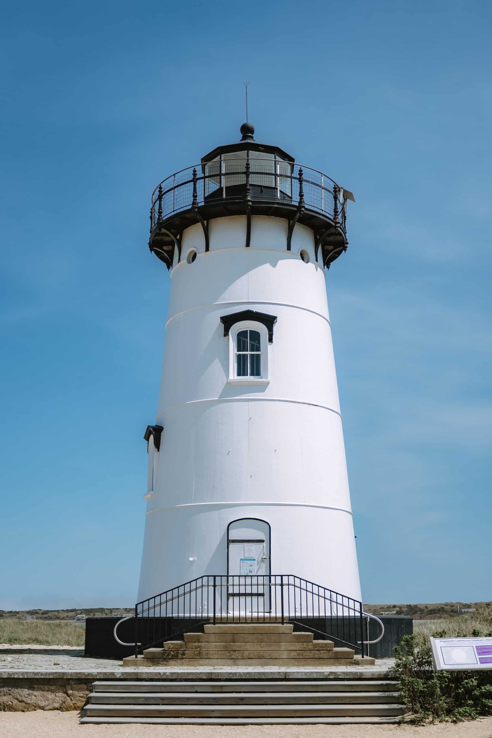 Martha's Vineyard Lighthouse, Marthas Vineyard Travel Guide | Charmed by Camille