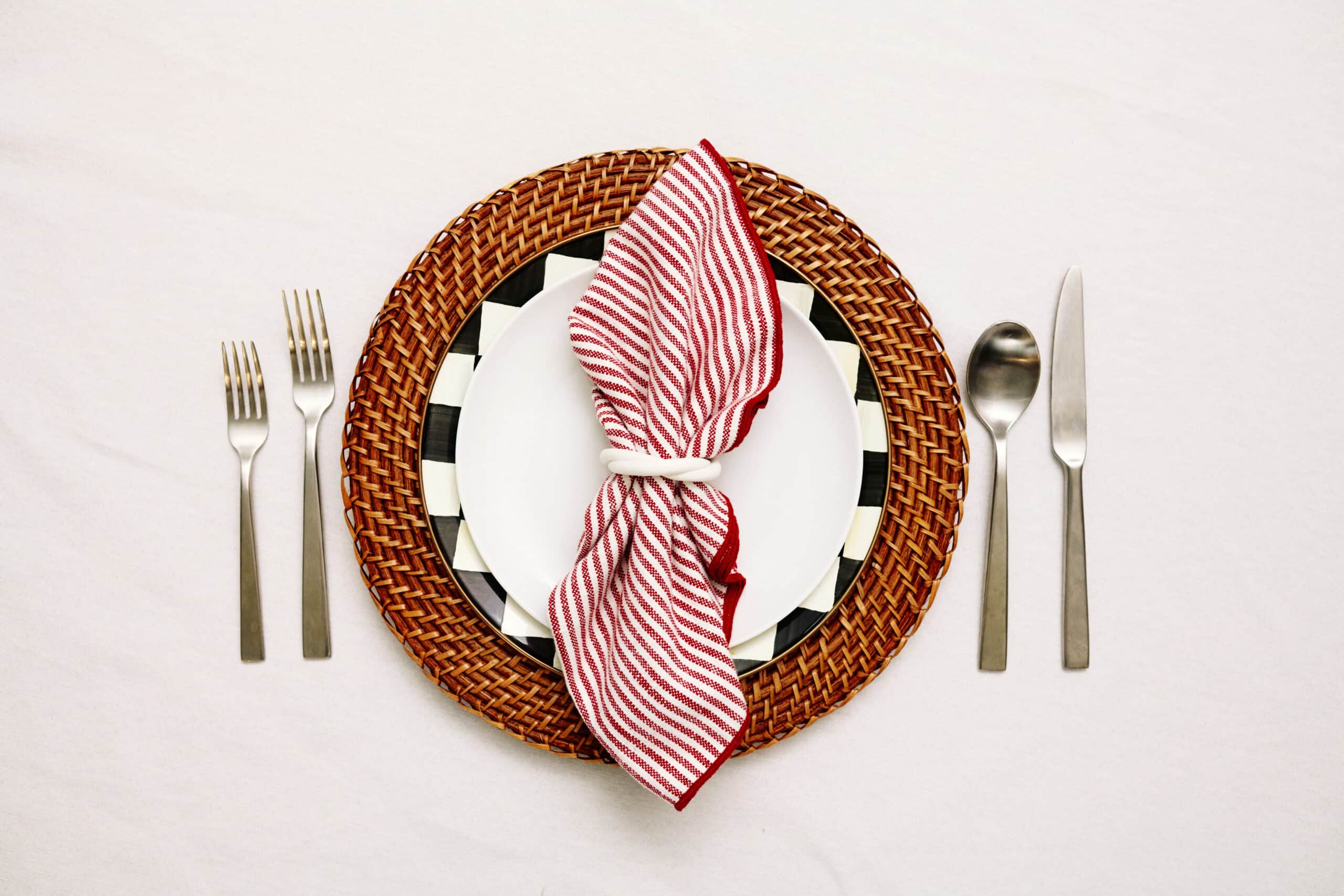 Easy Napkin Folding Ideas | Charmed by Camille