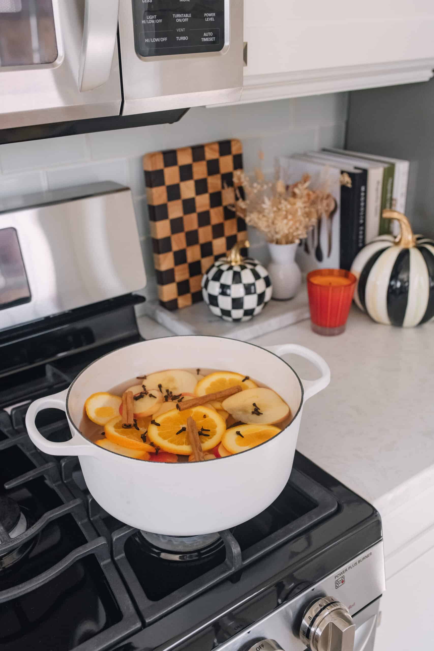 Easy Fall Simmer Pot Recipe | Charmed by Camille