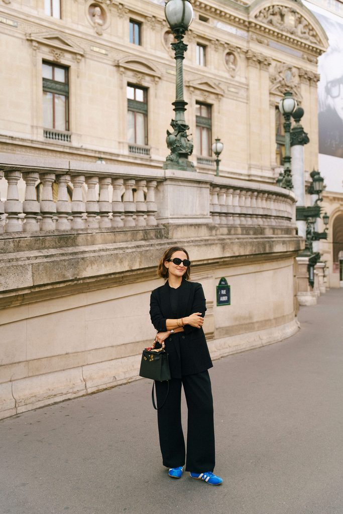 Aritzia Effortless Pants Review